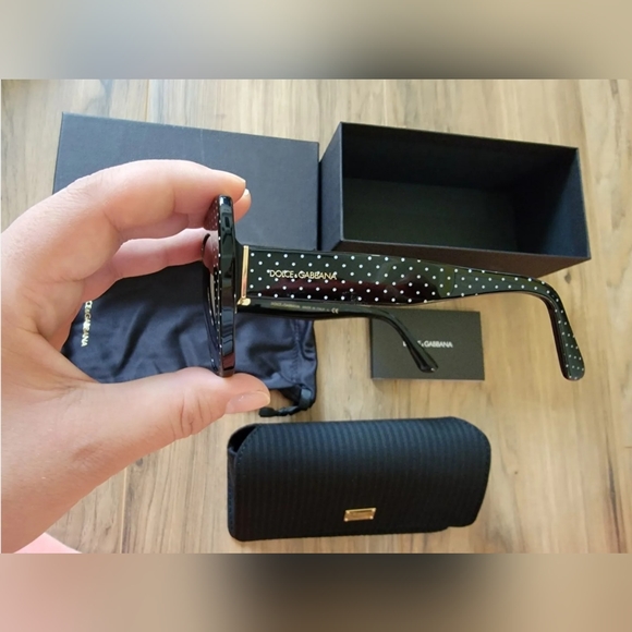 New Dolce&Gabbana DG4319 501/8G 51-22 140mm Cat Eye Sunglasses - Picture 3 of 6